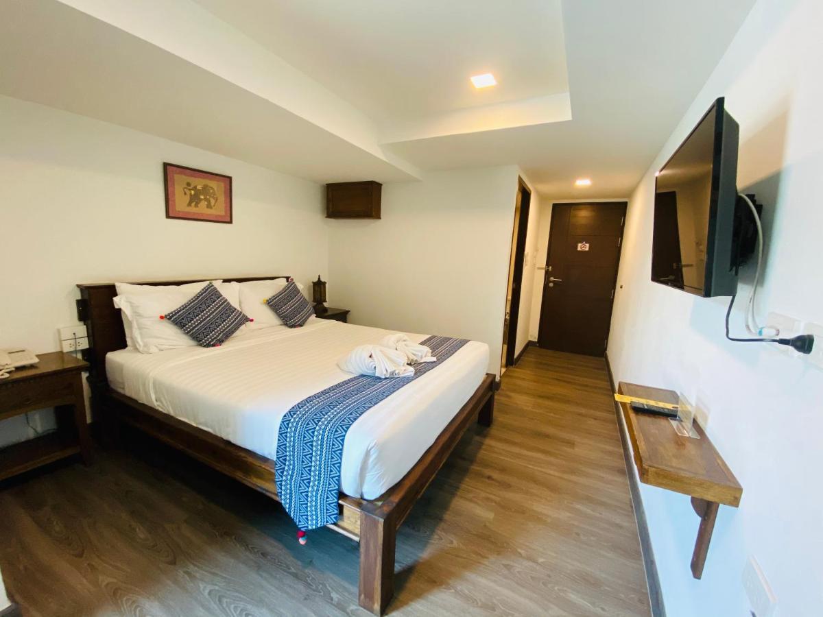 C Hotel Boutique And Comfort Τσιάνγκ Μάι Εξωτερικό φωτογραφία