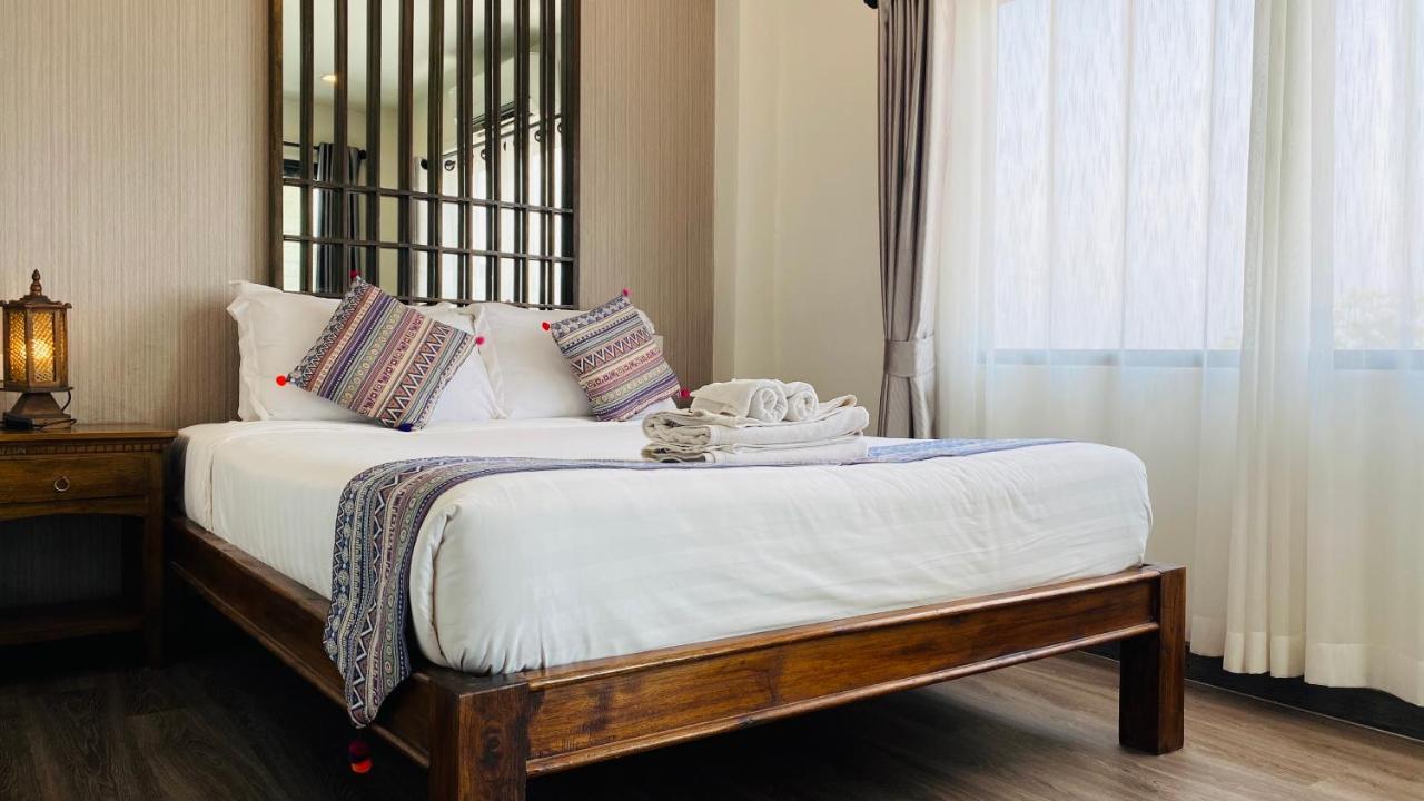 C Hotel Boutique And Comfort Τσιάνγκ Μάι Εξωτερικό φωτογραφία