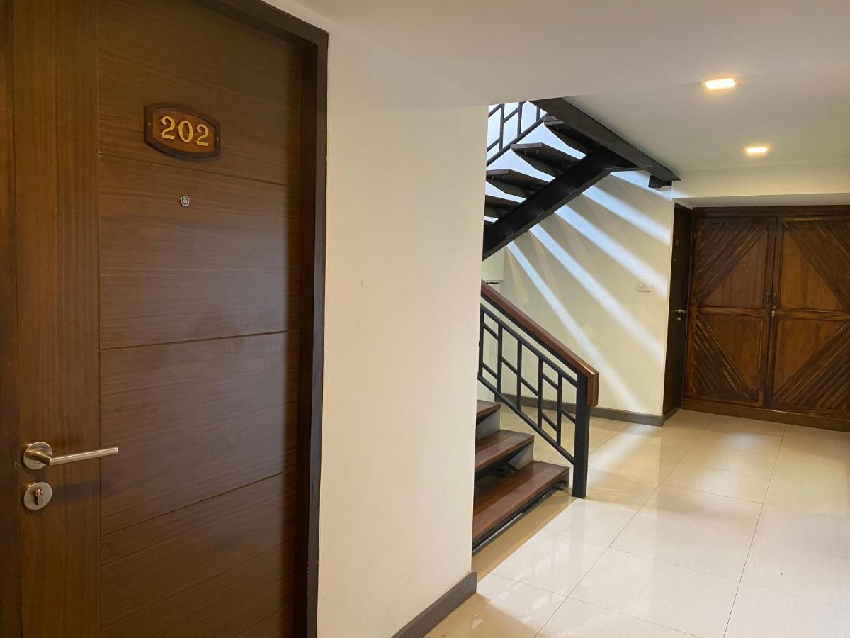 C Hotel Boutique And Comfort Τσιάνγκ Μάι Εξωτερικό φωτογραφία
