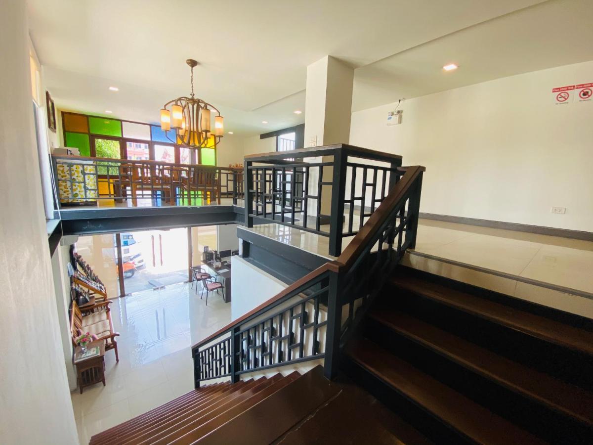 C Hotel Boutique And Comfort Τσιάνγκ Μάι Εξωτερικό φωτογραφία